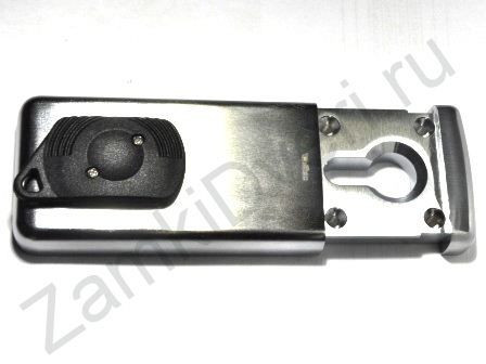 Броненакладка с магнитным ключом DiSec MG320-5 (мат. хром)